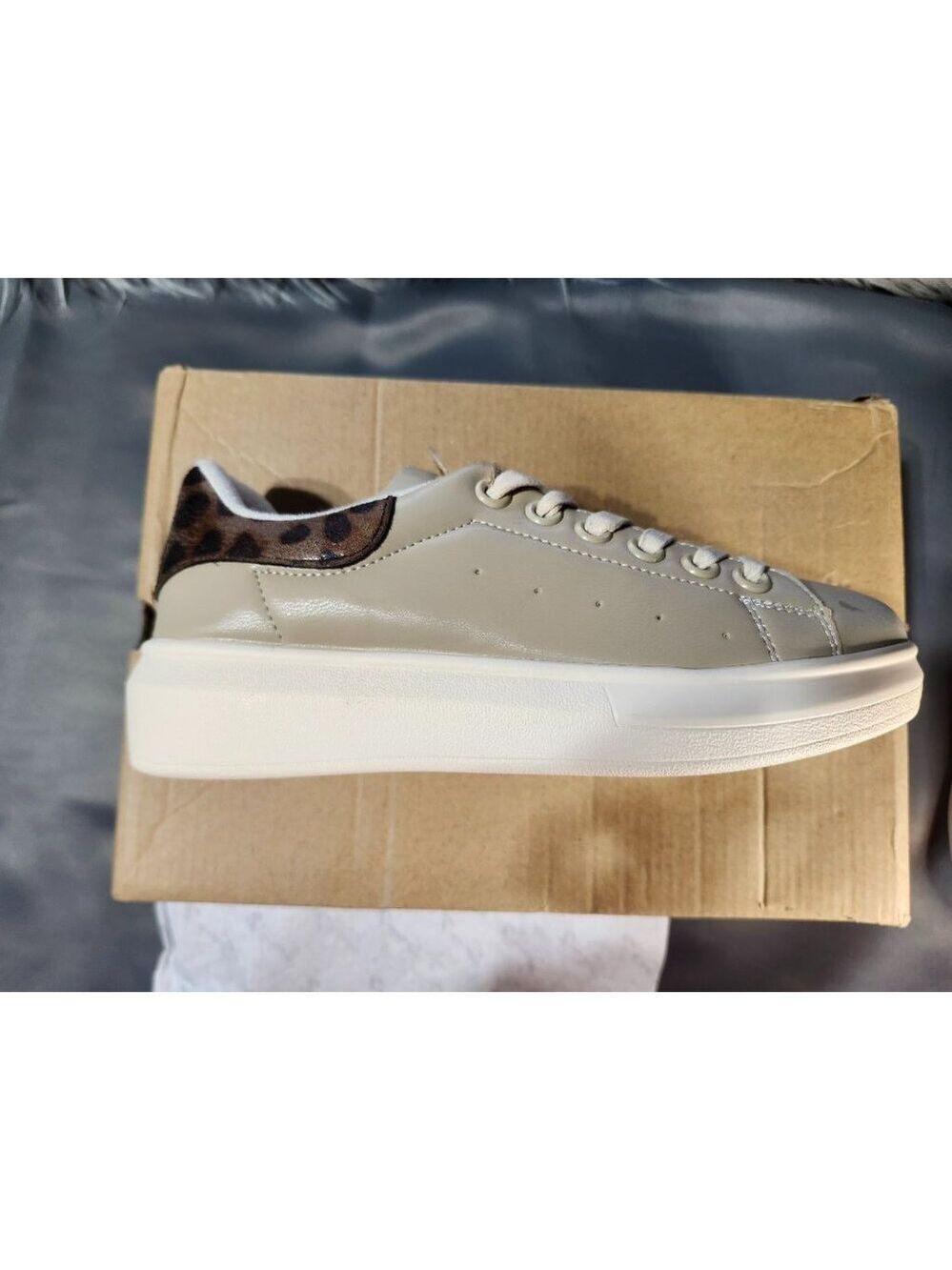 Seven Shoe Miki Leopard Tan Size 6